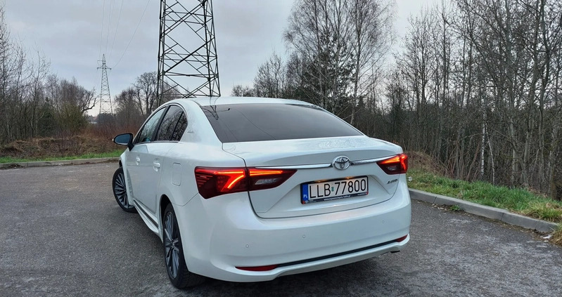 Toyota Avensis cena 82900 przebieg: 54650, rok produkcji 2018 z Lubartów małe 154